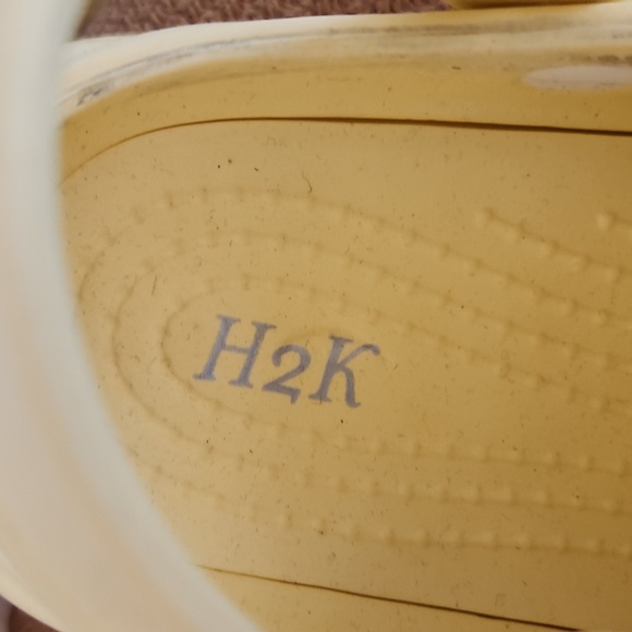 H2K crocks size 8 Unisex - Picture 6 of 6